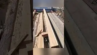 пробую пилить брус цепной бензопилой (самодельная цепная пилорама)
