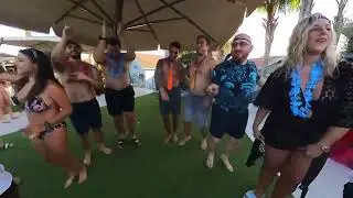פעילות גיבוש צוות/ גיבוש עובדים/הפעלה לגיבוש צוות/ גיבוש עובדים בבריכה