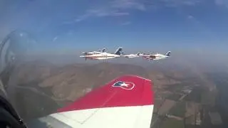Volando en un T-35 Pillán de la Escuela de Aviación de la FACh
