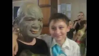 ВЫПУСКНОЙ-----   4  КЛАСС !!!!!!!!  ГУЛЯЮТ  ВСЕ  ДЕТИ  А ТАКЖЕ  ИХ  РОДИТЕЛИ !!!!!!