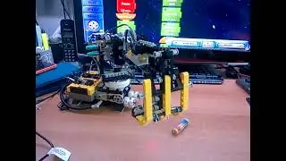 RoboBits #2: Robotic Arm from Lego Mindstorms 3804