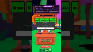 donating 900 robux to giveaway winners in my server💸‼️