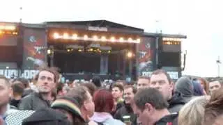 Iron Maiden - Spitfire gets crowd by surprise!!! - Donington, Download Festival 2013!