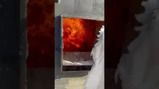 Начало выхода на газ, реторты,  в углевыжигательной печи Флагро