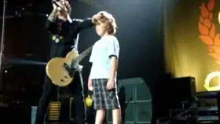 Green Day - East Jesus Nowhere, Joseph gets "saved" AUCKLAND 18/12/2009