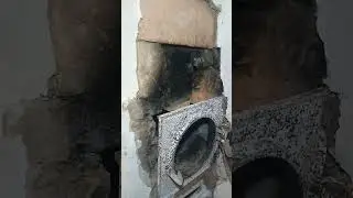 отвалилась дверка печи.