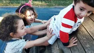 Esmanur Amine ve Mirzan Bebek Parkta Çok Yaramazlık Yaptılar
