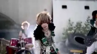 Malerose : Road Runner (official PV)