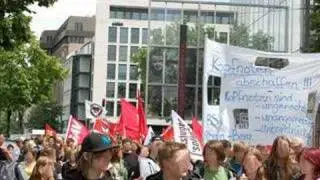 Demo gegen Kopfnoten in Düsseldorf