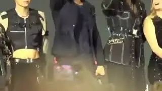 تشانيولي المعجب اللطيف الذي يقلد حركات فنانه المفضل🙈💙