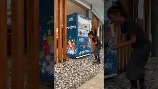 Beli Minum di Vending Machine #inlineskate #sepaturoda #sepaturodaanak #shortvideo #shorts