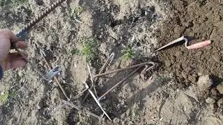 Закрепляем теплицу