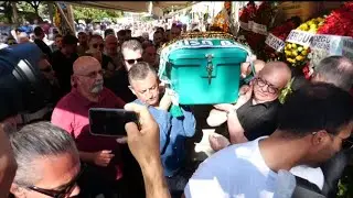 Özgür Özel did not leave his comrade alone on his final journey in Manisa