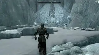Killing Karstaag in like a minute with my fists and shouts | Skyrim SE