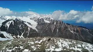 Алтай, вершина купол трех озер