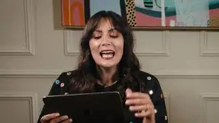 Jamie Genevieve plays 'Finish My Sentence' at The Apartment, Brown Thomas (Instagram)