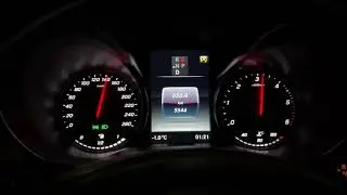 Mercedes-Benz V-class 250d Long 0-180 Acceleration  (2020MY)