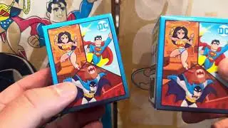 Wendy’s DC MUSCLE Mini Figures & Trading Cards!