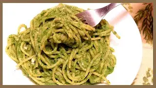 Nudeln mit Spinat-Pesto, yummy!