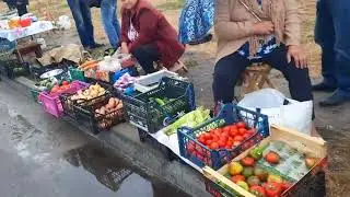 На стихийном базаре 04.08.2024