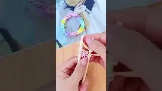 Браслет из резинок.Плетеный боаслет.Легко и просто.