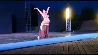 9 months pregnant Safiya Bellydance - Modern Baladi