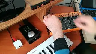 Behringer Crave Ploytec PL2 analog synths Alva Nanoface interface - IDM by Vicherval - Superteclados