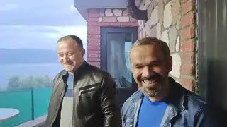 amcaoğlu kokoreç ziyafeti veriyor bize.