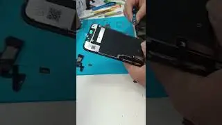 iPhone 11 screen replacement for no touch issue at Hugmie!  #iphonerepairing #screenreplacement