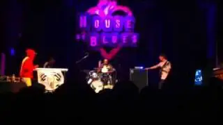 Murs' House Band Shows Off at House of Blues in Los Angeles