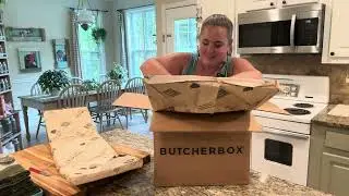 Butcherbox beef unboxing video.