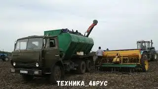 Загрузчик ЗСК-15 и сеялки СЗУ-3,6 в работе. Сев озимых