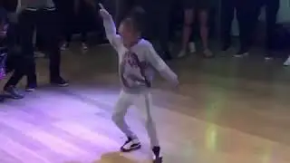 This little girl shows off her talent in dancing, show her some love.... Watch