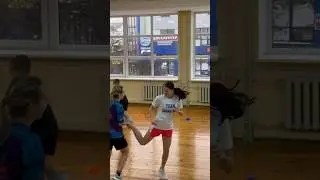 Пловцы не только плавают😉 Наши координационные тренировки.