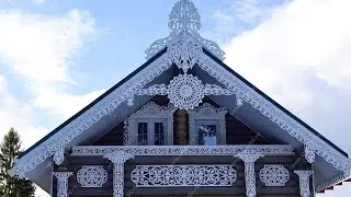 Строительство бани из оцилиндрованного бревна