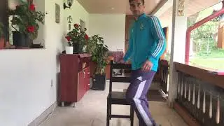 Sport acasă folosind un scaun - Saxobeat