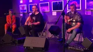 Czerwony Tulipan -  Bogini wojny (live @ Oliwski Ratusz Kultury, Gdańsk)