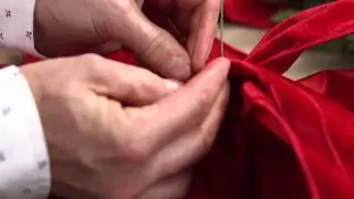 RAZ Imports  "How to tie a bow"