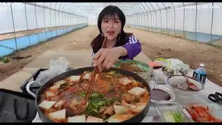 Mukbang eat best ! BJ소유비 big hot pot .  I gave in when I watched her eat .