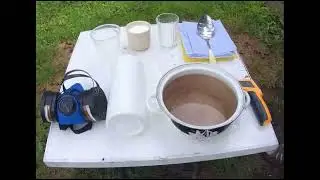 Scented wipe against Varroa mites