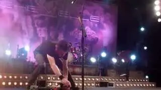 Chevelle - Face To The Floor - Live