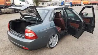 Покрасили приору с салоном из кожзама и поставили диски VOSSEN r17