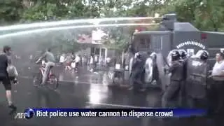 Армения   разгон демонстрантов   Armenia police disperse protest
