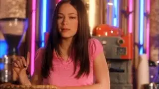 Lana Gets Jealous of Chloe & Clark's Relationship -- (Smallville - S1; E19)