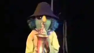 Muppets - Beaker singing Feelings