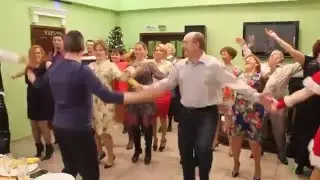 Зажигательный флэшмоб ведущих, организаторов мероприятий.