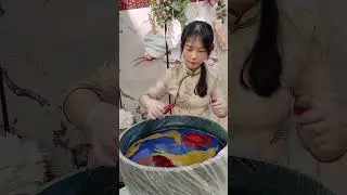 Making Chinese hand-painted fans, half natural, half artificial. #painting #art #diy