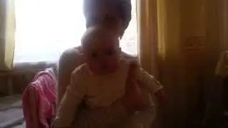 Ася с бабушкой 2 апреля 2014