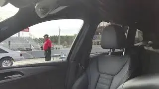 2018 X3 M40i vs Drag Mustang