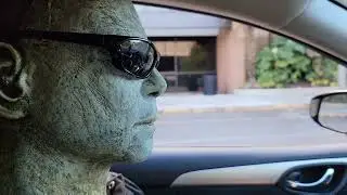 Michael Myers GREETS SHOPPERS #christmas #michaelmyers #reaction